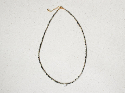 Mondstein & Jaspis Halskette, Zarter Naturstein Schmuck Damen, 18K Vergoldet, Handmade Schmuck von eilenna