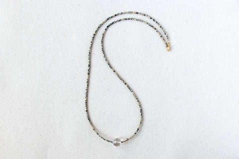 Lange Halskette, Zarter Naturstein Schmuck Damen, 18K Vergoldet, Handmade Schmuck von eilenna
