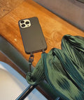 Schlüsselband zum Umhängen aus Plisseestoff Braun mit Karabiner - handmade von eilenna